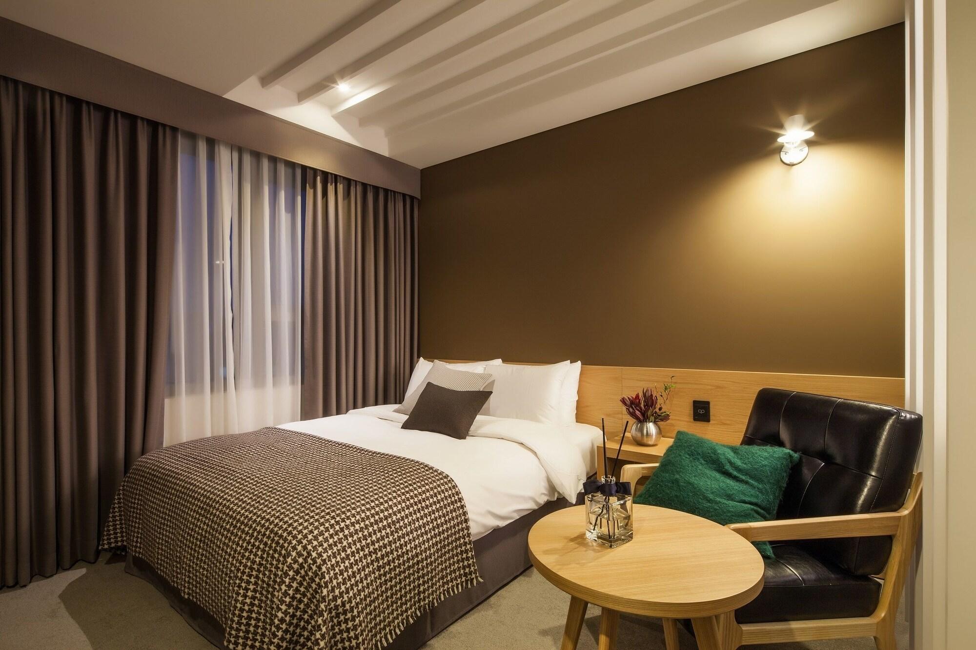 Hotel Denim Seoul Bagian luar foto