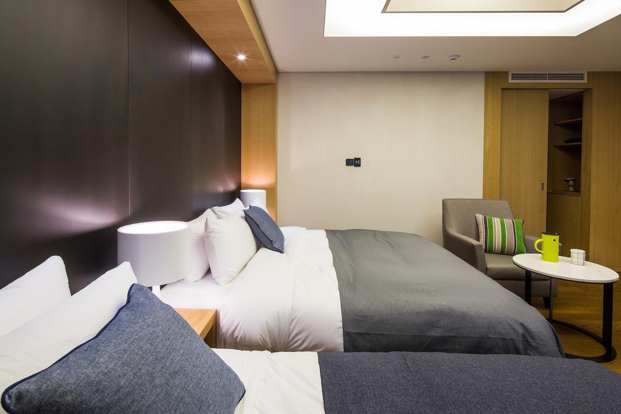 Hotel Denim Seoul Bagian luar foto