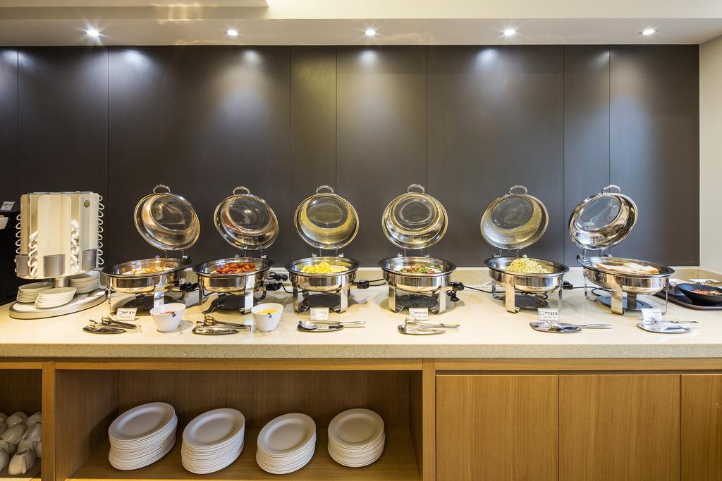 Hotel Denim Seoul Bagian luar foto
