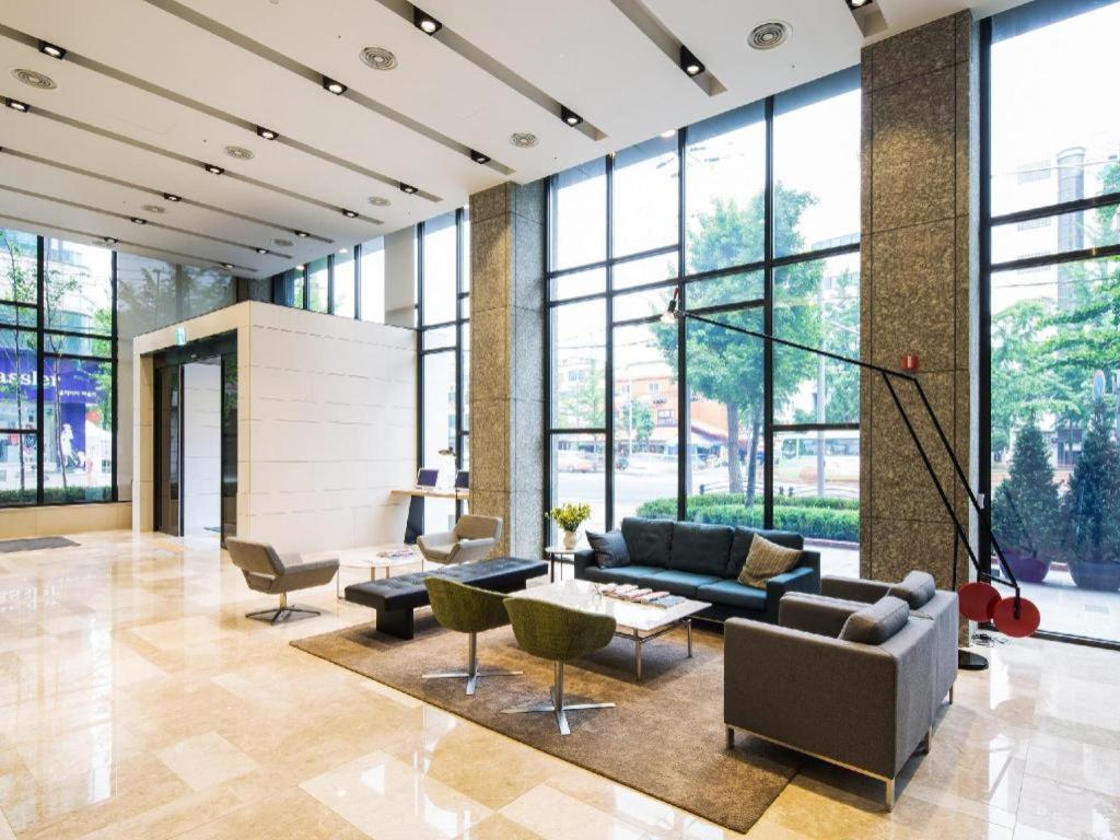 Hotel Denim Seoul Bagian luar foto